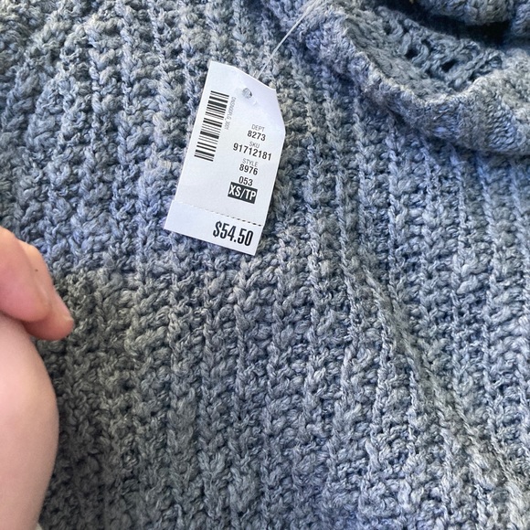 Sweater - Picture 4 of 5